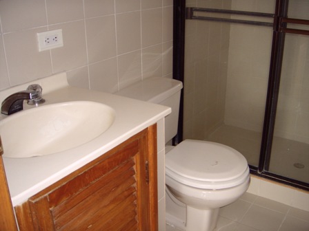 ba&ntilde;o